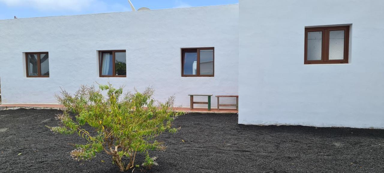 Casa Rural Yeyo En El Crater Del Volcan Tinguaton Εξωτερικό φωτογραφία