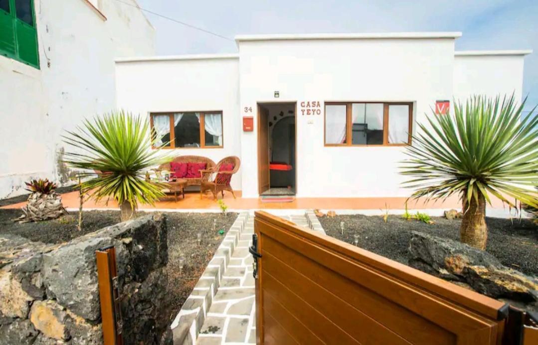 Casa Rural Yeyo En El Crater Del Volcan Tinguaton Εξωτερικό φωτογραφία